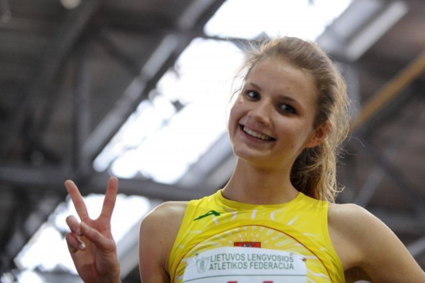 19-metė A.Palšytė antruoju bandymu peršoko į 1 m 82 cm aukštį iškeltą kartelę ir prasimušė į Europos jaunimo lengvosios atletikos čempionato šuolio į aukštį finalą.