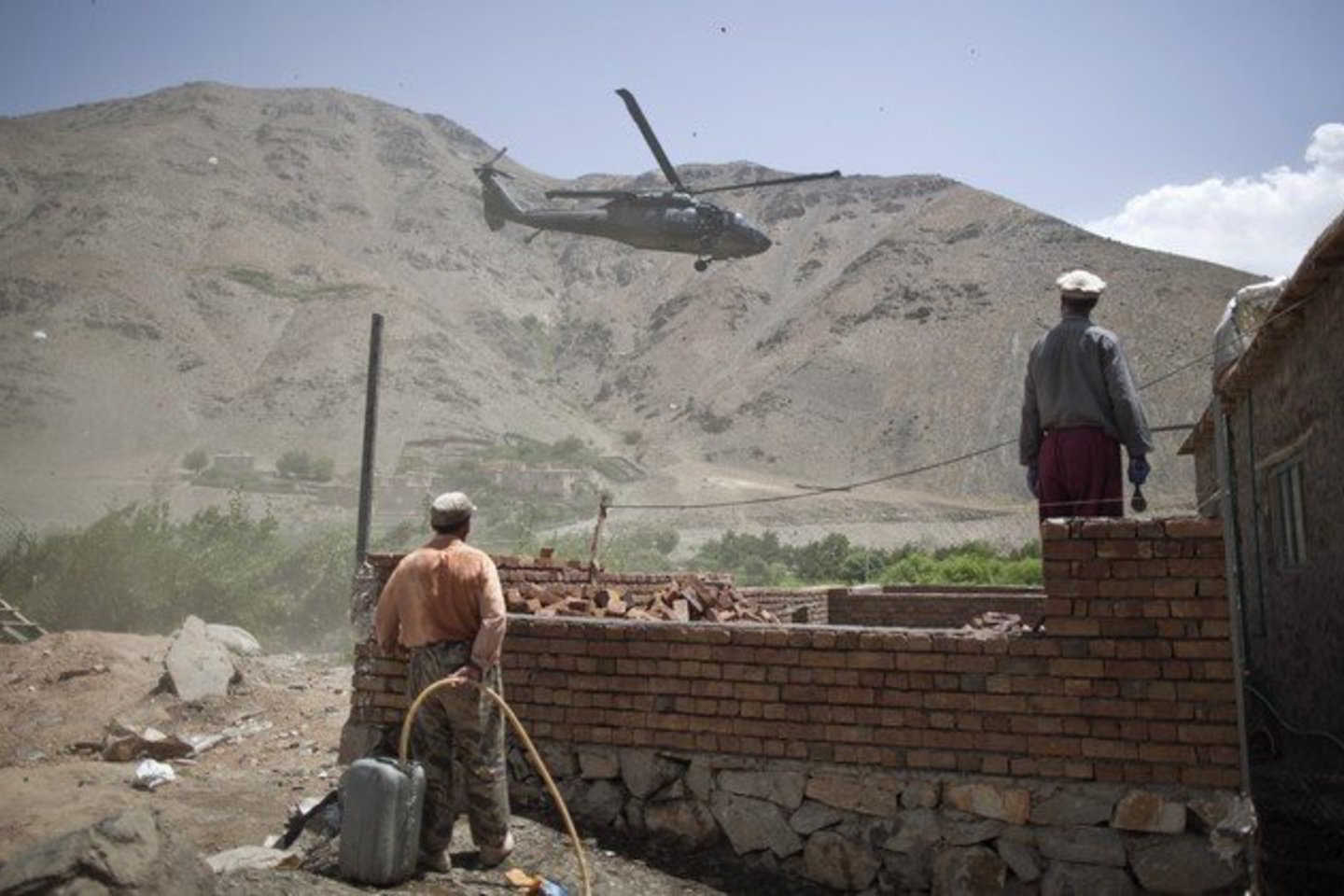 JAV pastaraisiais mėnesiai spaudė Pakistaną.