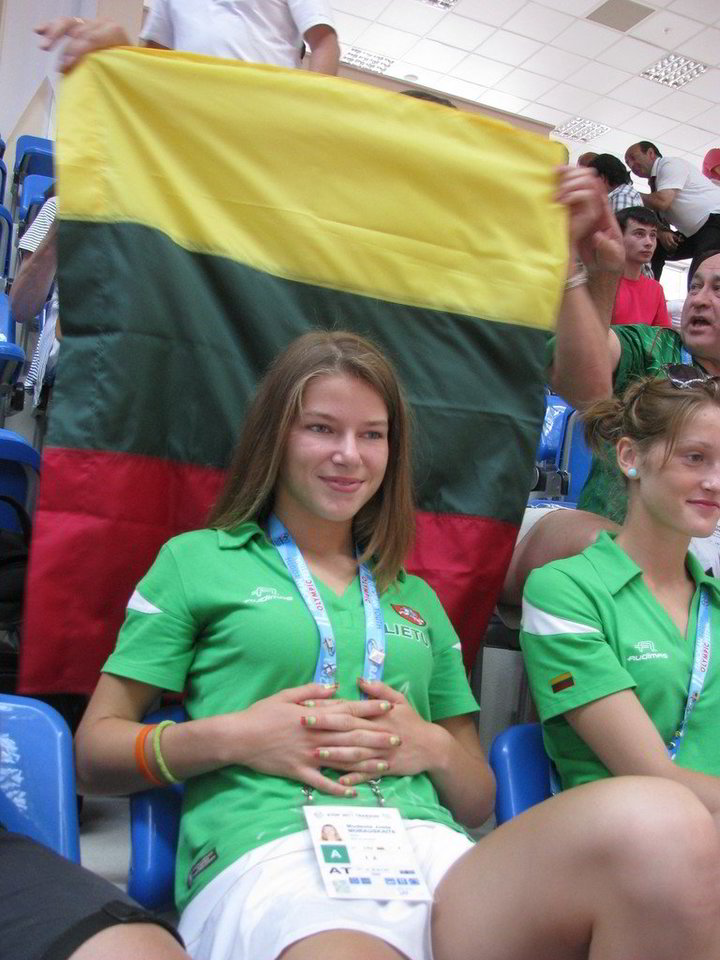 M.Morauskaitė 400 m nubėgo per 54,09 sek.