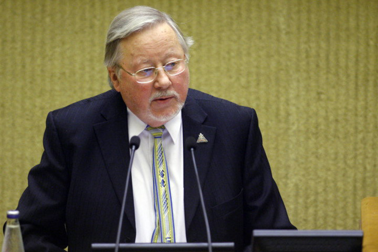 V.Landsbergis prisipažino prieš dvidešimtmetį tikėjęs glaudesniu ir nuoširdžesniu šalių bendradarbiavimu, kitokiu, nei egzistuoja šiandien.
