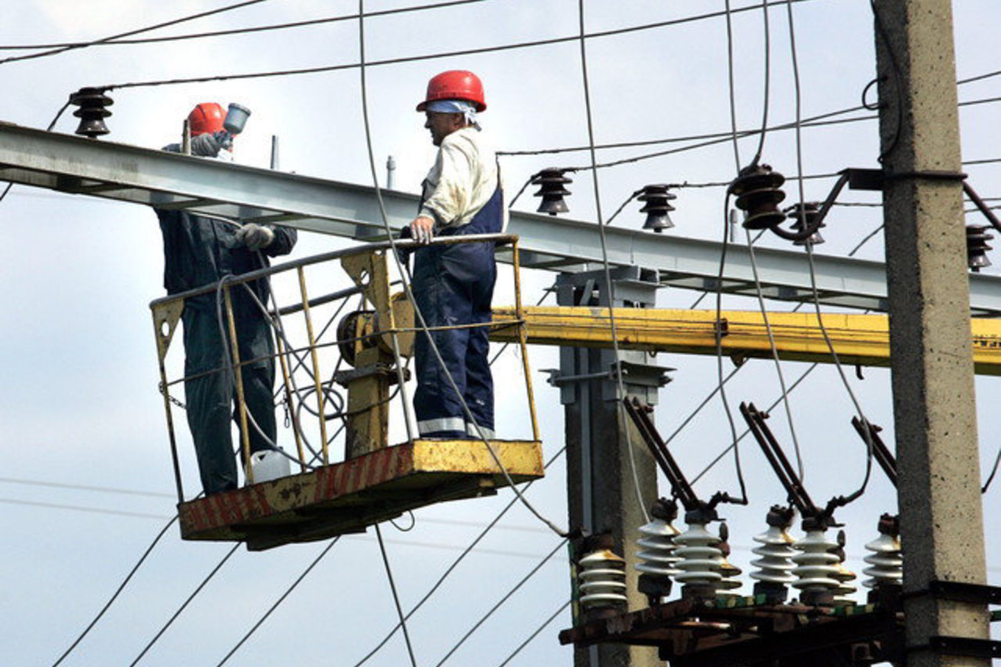 „Litgrid“ pateiktais trijų alternatyvų skaičiavimais, jungtis iš viso kainuotų nuo 670 mln. iki 854 mln. litų, o vartotojų dalis siektų nuo 453 mln. iki 553 mln. litų.