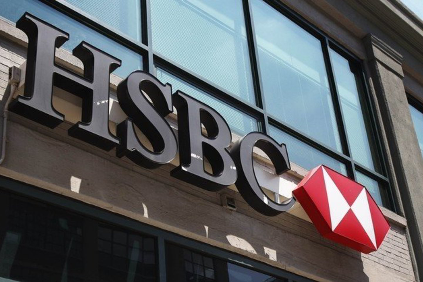 Darbo vietų skaičių HSBC didins besivystančiose rinkose.