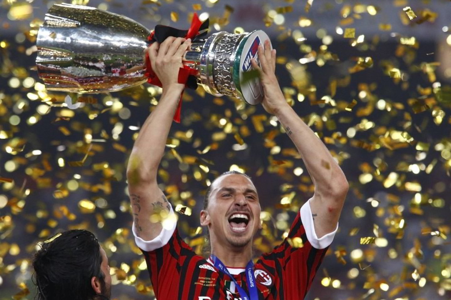 Italijos Supertaurę vienas iš pirmųjų laikė pirmojo „Milan“ įvarčio autorius Z.Ibrahimovičius.