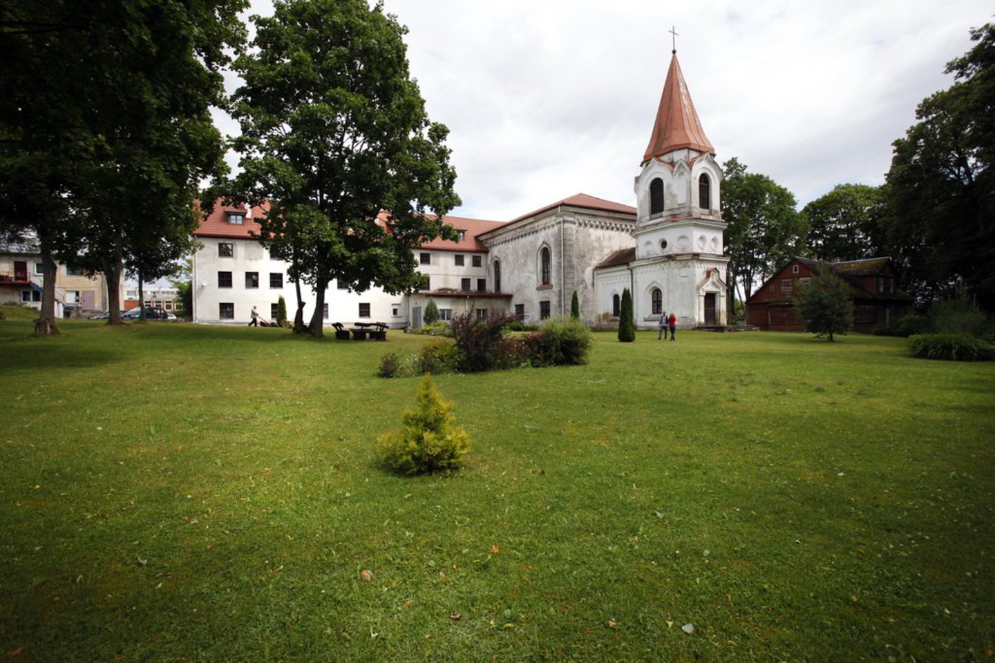 Aukštadvario Šv. Dominyko bažnyčios ir dominikonų vienuolyno kompleksas baigtas statyti 1667 m..