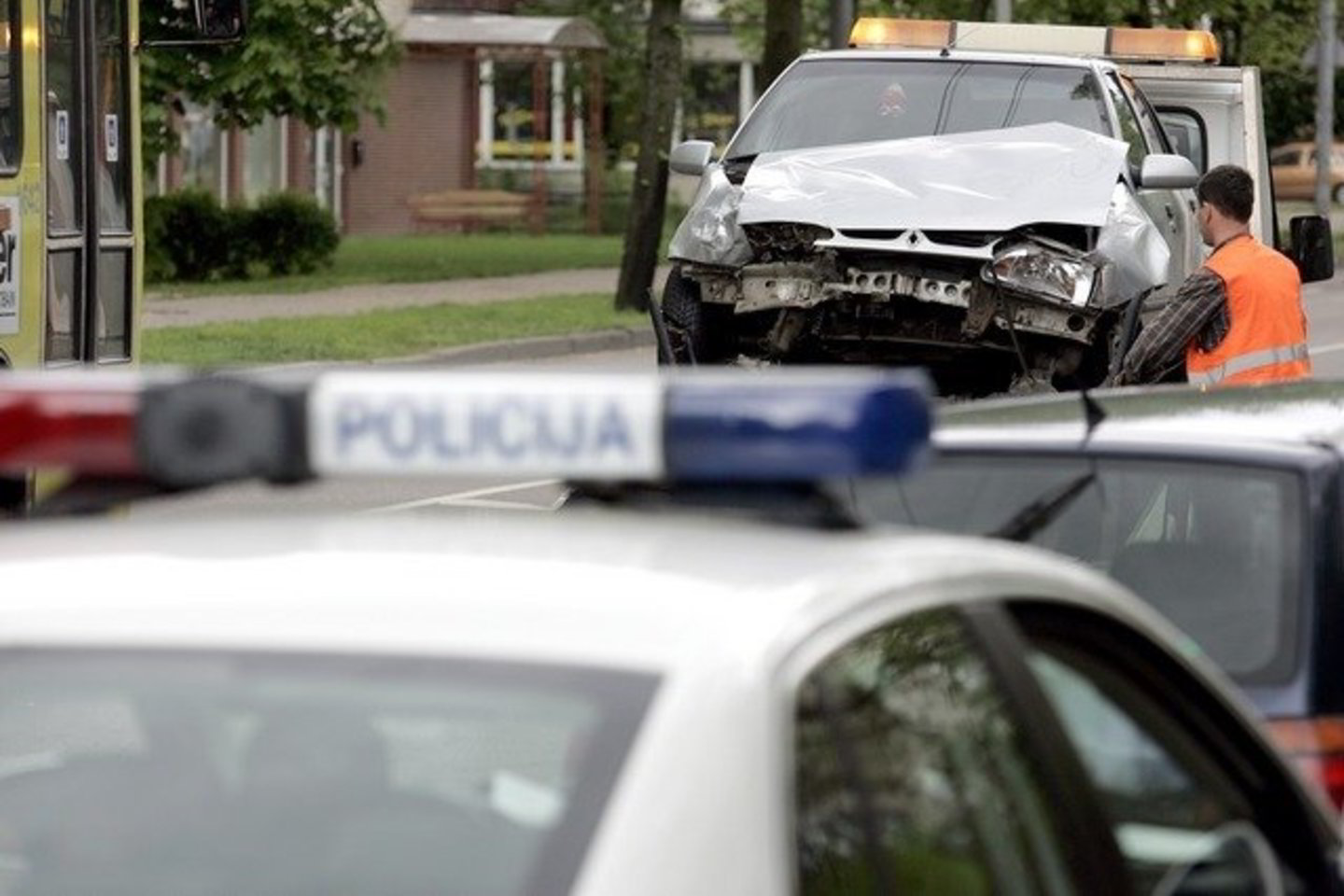 Avarijos įvyko kelyje į Trakus.