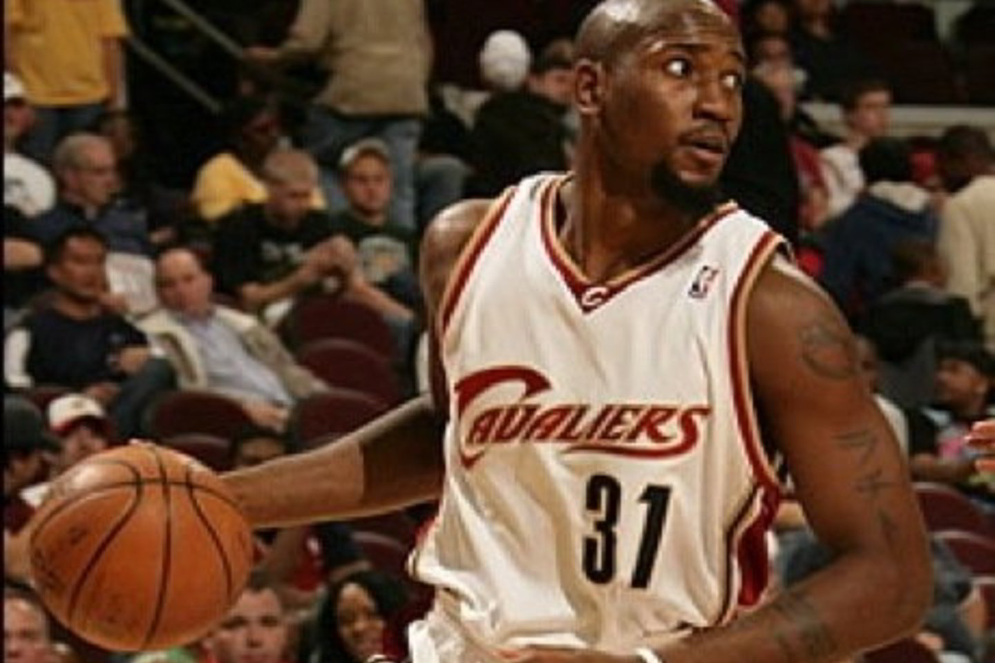Nuo karjeros pradžios J.Williamsas žaidė ne tik NBA, bet ir Ispanijoje, Japonijoje ir Izraelyje.