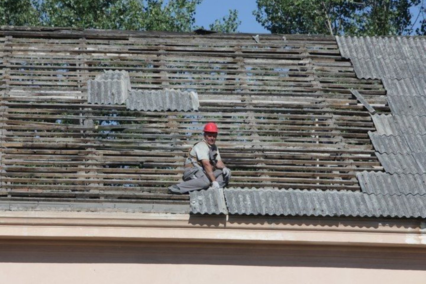 Pirmadienį įgriuvo šio pastato stogas, o įvykio metu buvo sužalotas darbininkas.