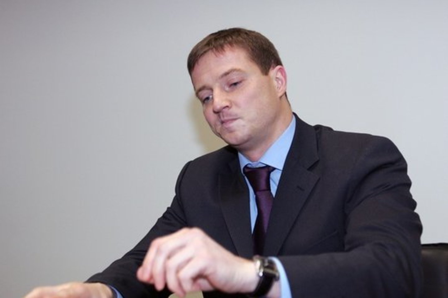 Prokuraras E.Vaitekūnas ėmė kyšį.