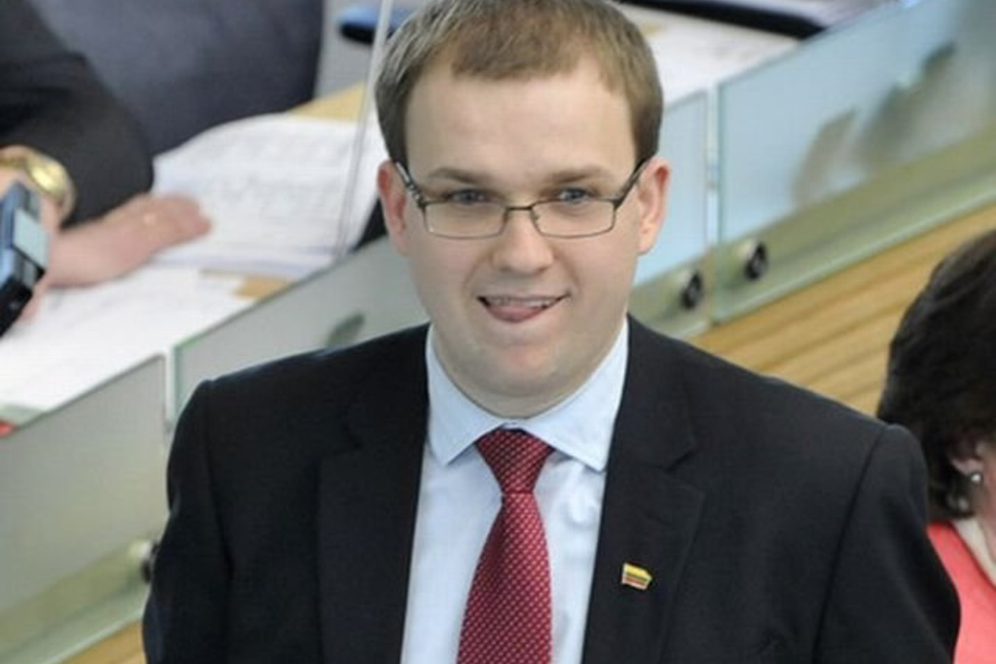 "Padaryta neatleistina klaida, todėl A.Ažubalis turi nedelsiant parašyti atsistatydinimo pareiškimą“, — sako V.Gapšys.