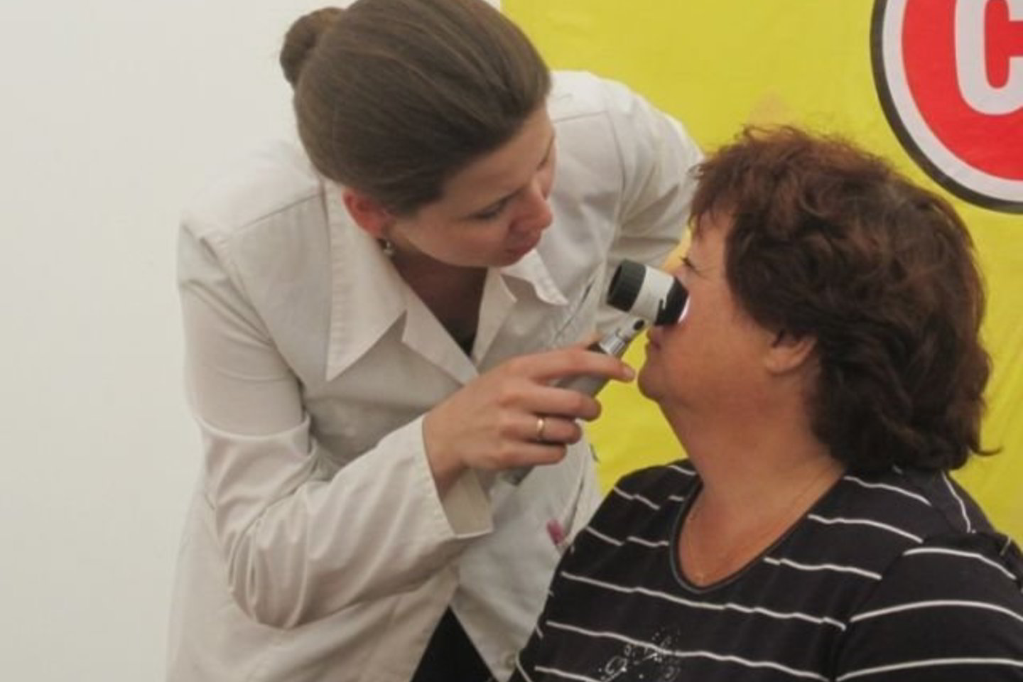 Poilsiautojai sveikatos ir grožio paviljone taip pat galėjo pasikonsultuoti su gydytoja dermatovenerologe, akių ligų specialiste bei profesionalia kosmetologe.