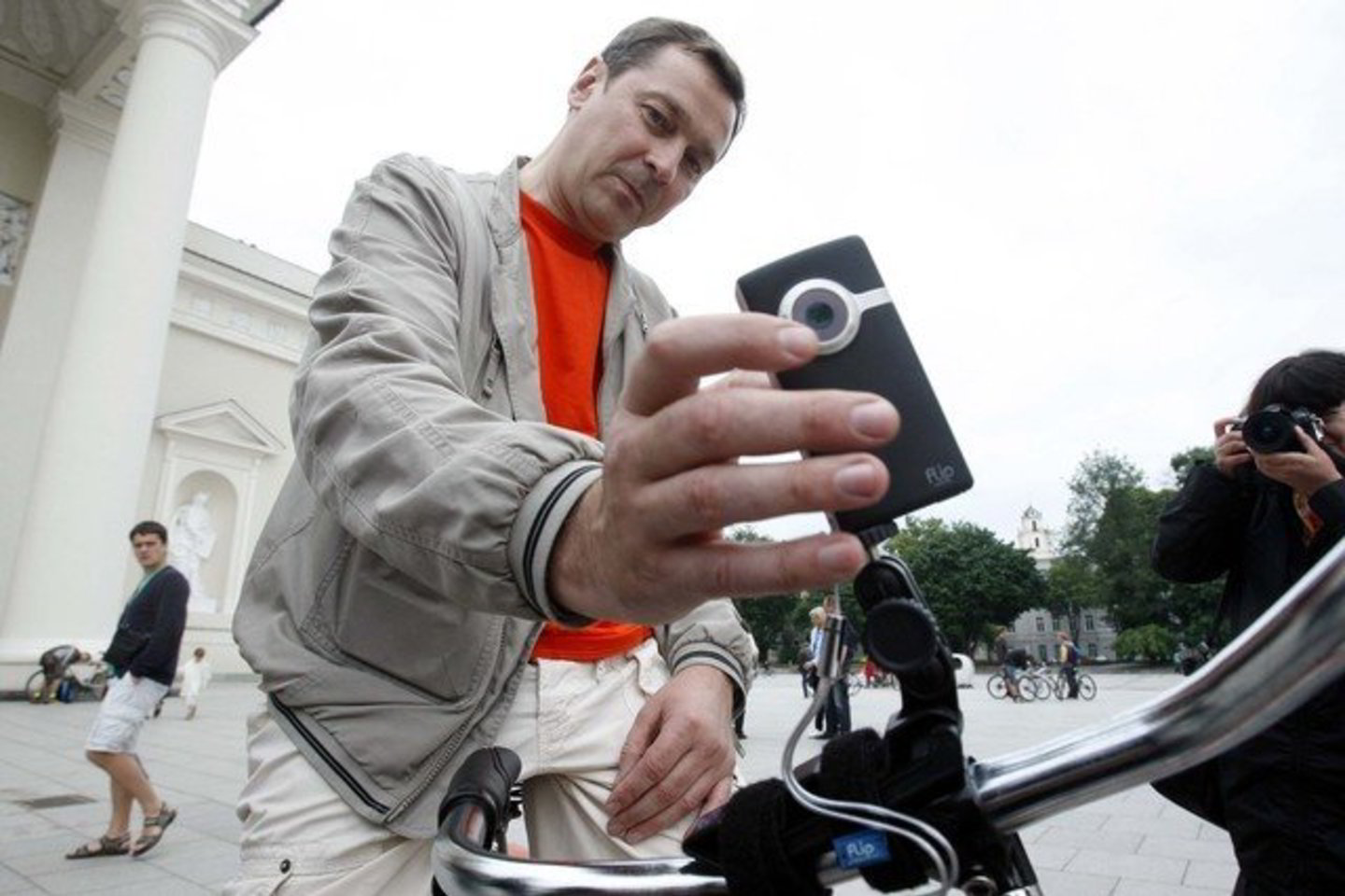 Pasak A.Zuoko, siekiant užtikrinti pirkimų skaidrumą ir išvengti interesų konfliktų, reikia pirkimus perkelti į elektroninę erdvę.
