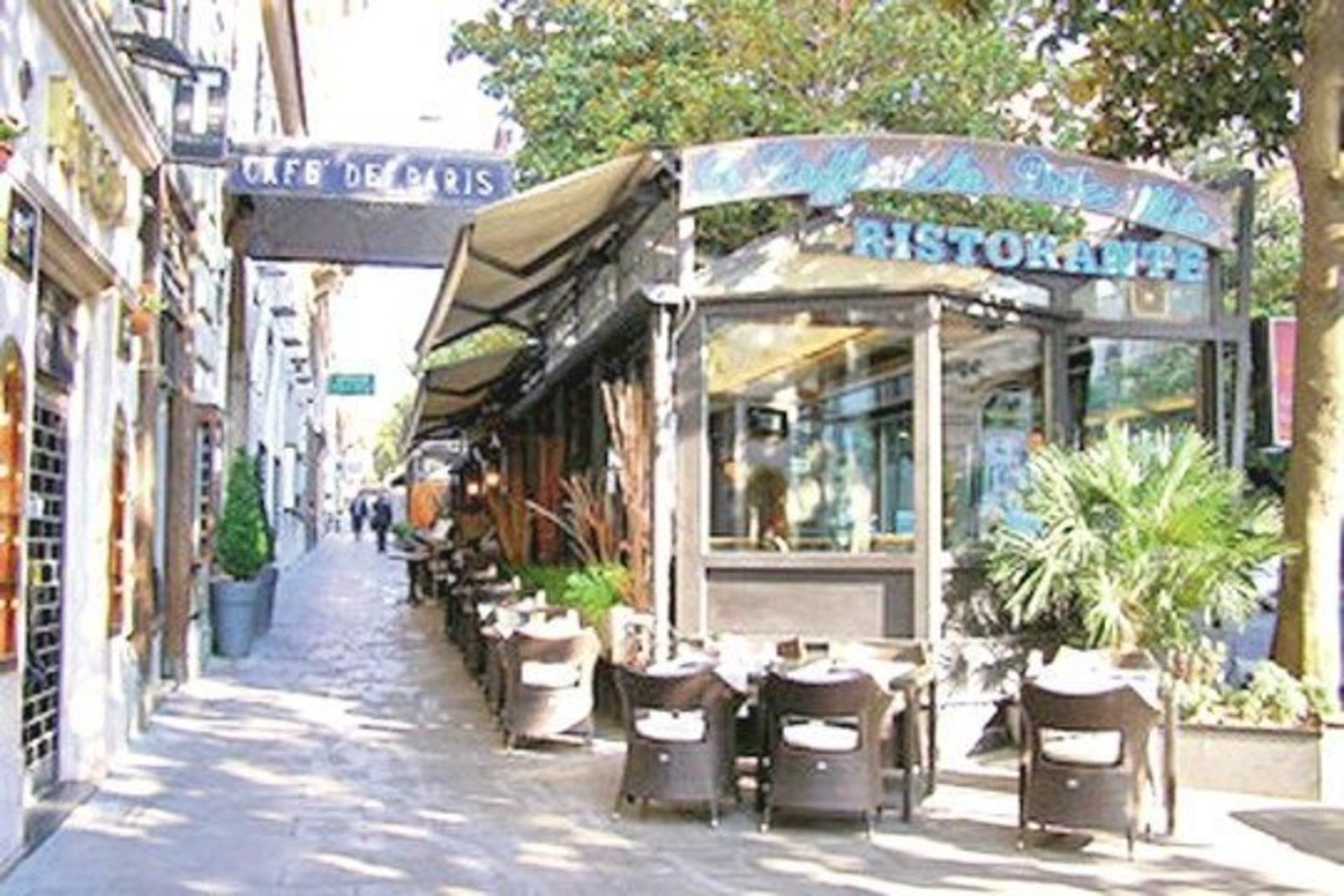 „Café de Paris” Romos Veneto gatvėje – tai ta kultinė vieta, kurią aplankyti jau seniai tapo visų kino istoriją išmanančių turistų tradicija.