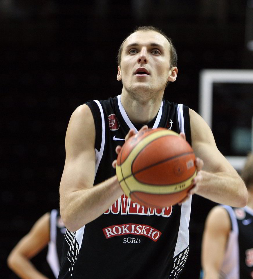 D.Pakamanis po metų pertraukos vėl užsivilks "Juventus" aprangą.