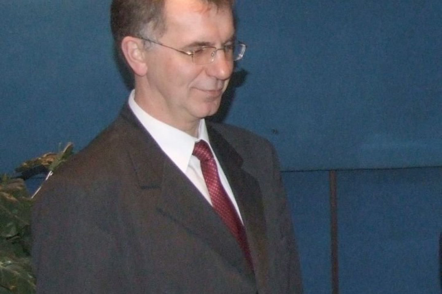V.Pociūnas žuvo 2006-ųjų rugpjūčio 23-iosios naktį, iškritęs iš devinto aukšto viešbutyje Breste, Baltarusijoje