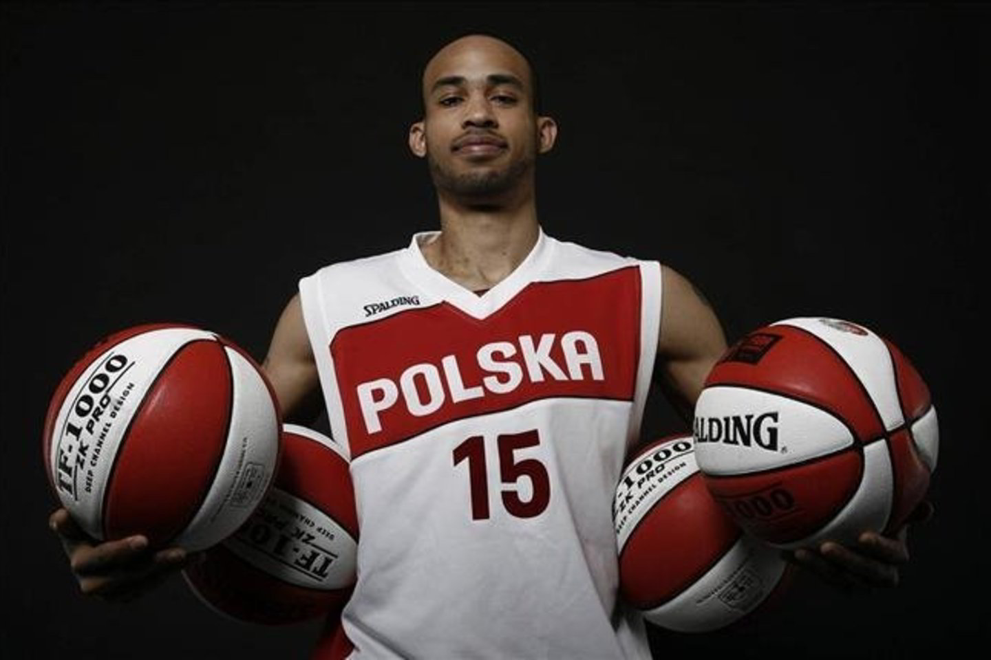 D.Loganas 2009-aisiais gavo Lenkijos pilietybę ir atstovavo šios šalies rinktinei.