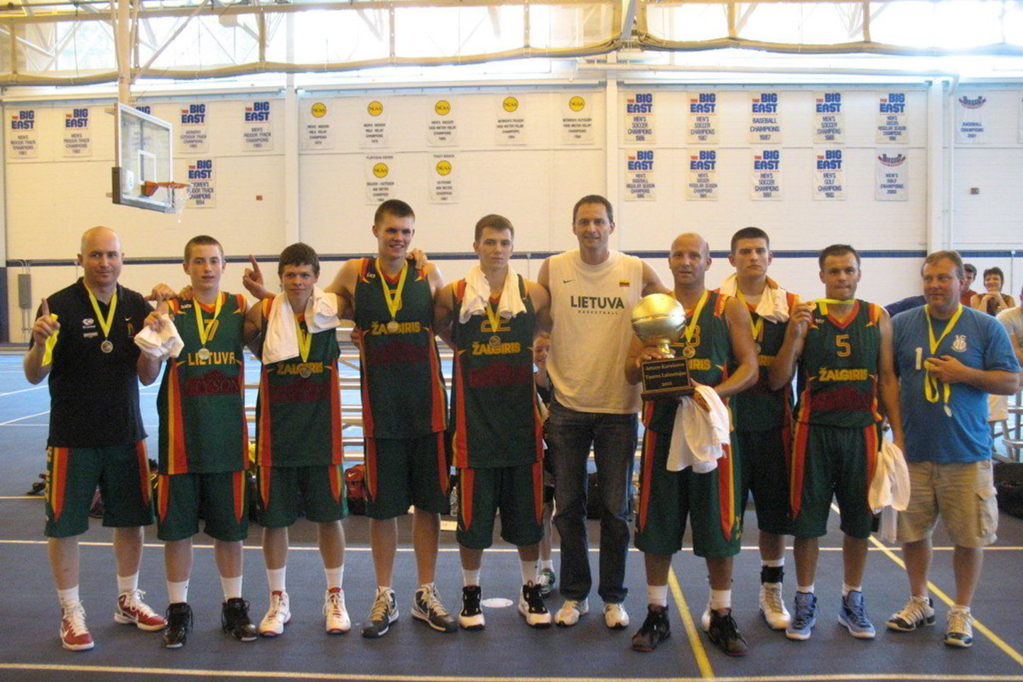 Turnyrą laimėjo Čikagos „Žalgiris“.