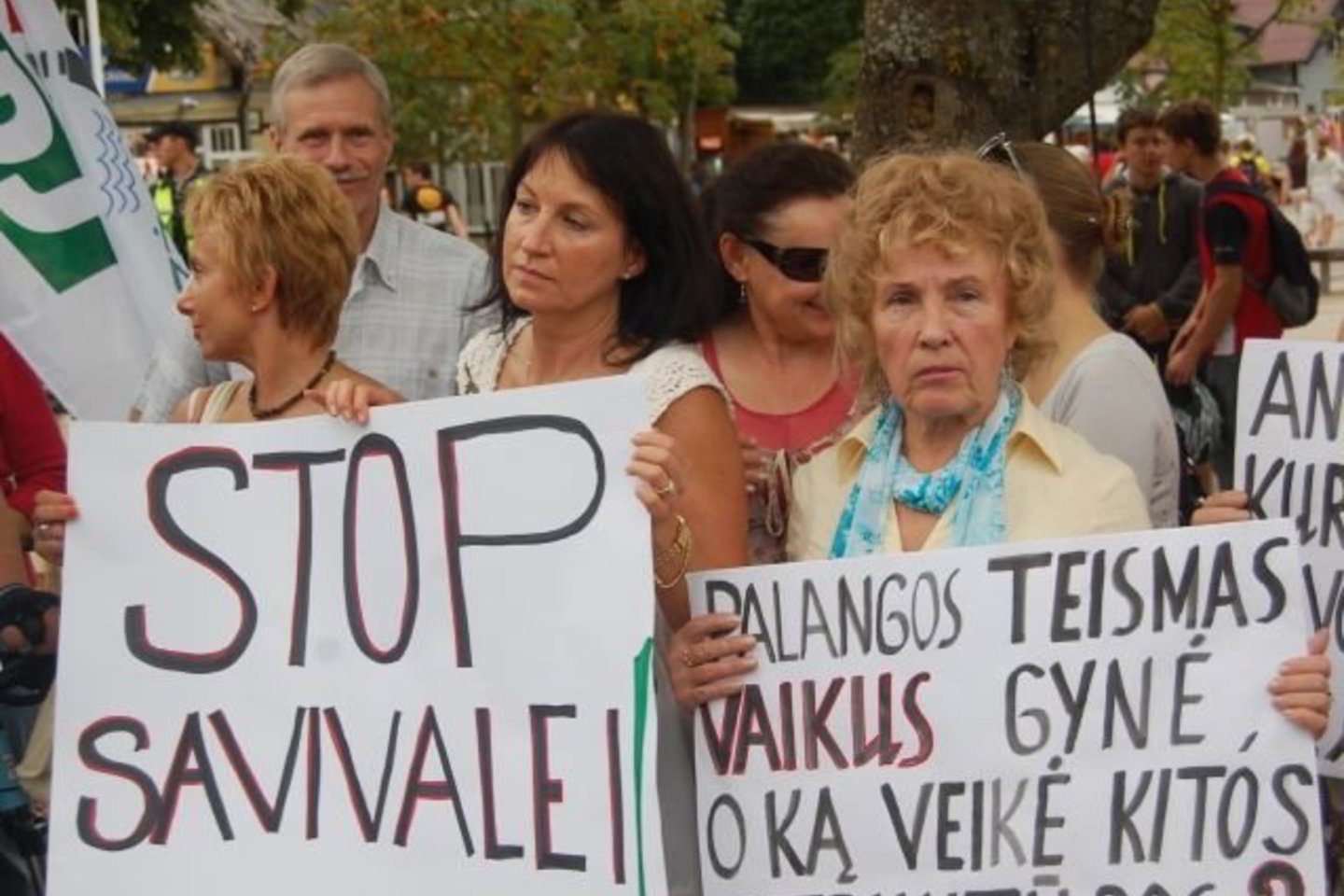Žmonės piktinosi savavališkai veikiančiais atrakcionais.