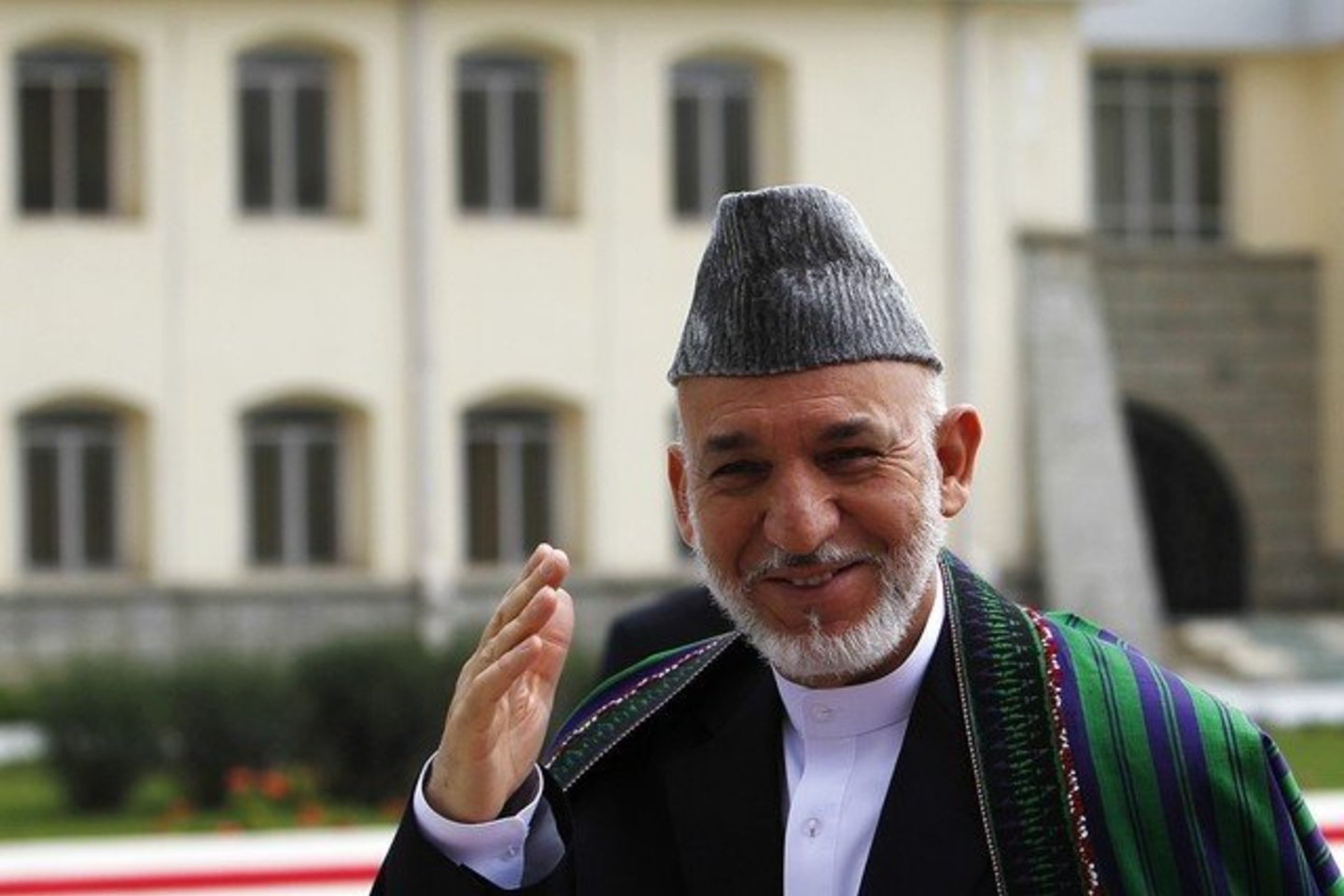 Pats H.Karzai pažadėjo nekandidatuosiantis trečią kartą.