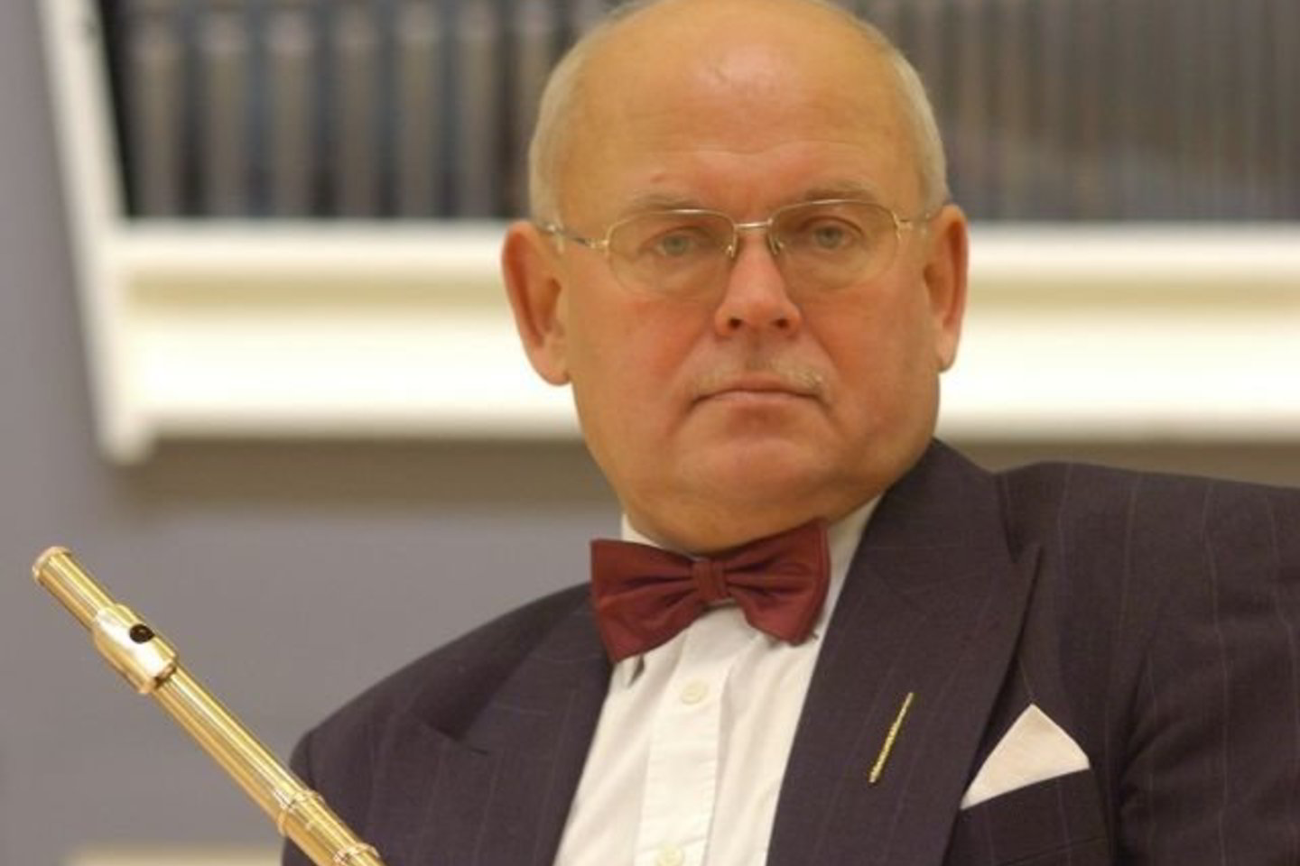 Apdovanojimas A.Vizgirdai iškilmingai įteiktas per Lietuvos ir Prancūzijos diplomatinių santykių atgaivinimo dvidešimtmečiui skirtą minėjimą.