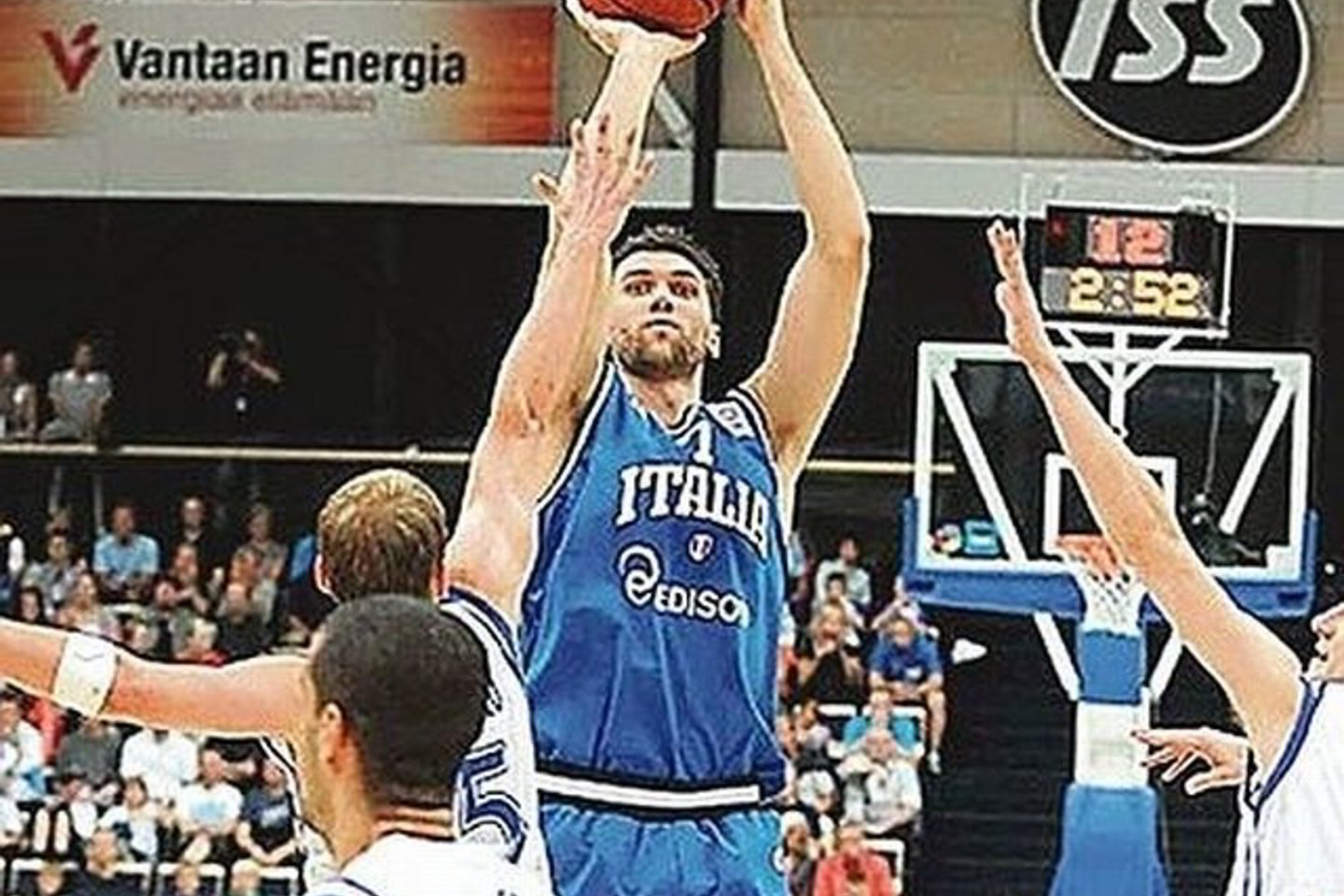 A.Bargnani tempė Italijos rinktinę.