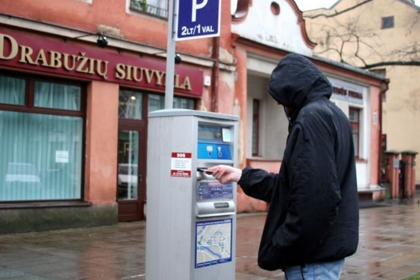 Pasirengimą krepšinio čempionato finalui aptarę Kauno vadovai baiminasi, kad toks savivaldybei pavaldžios bendrovės „Automobilių stovėjimo aikštelės“ darbuotojų elgesys gali nejuokais pakenkti miesto įvaizdžiui.