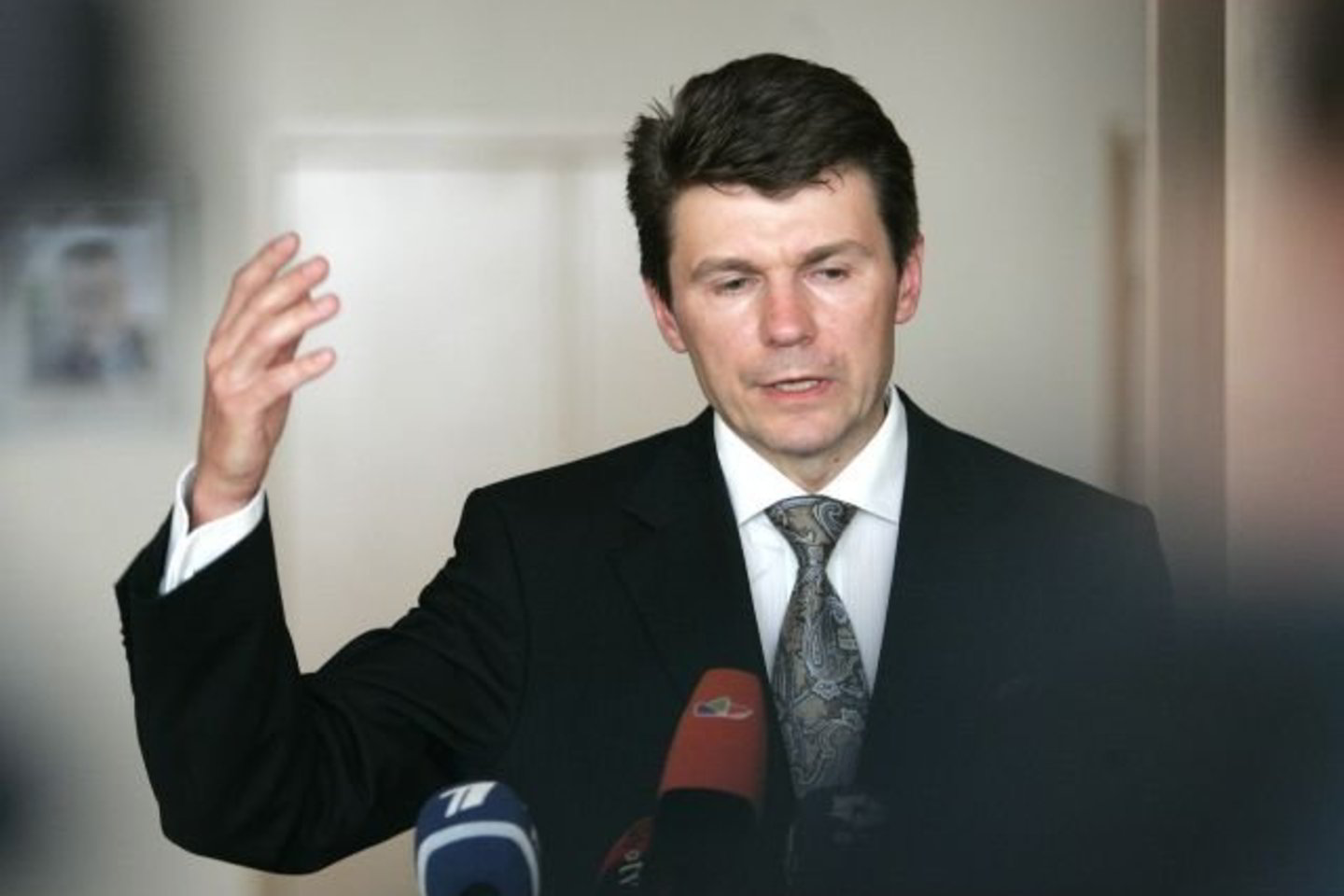 R.Švedas kviečiamas likti visuomeniniu energetikos ministro patarėju.
