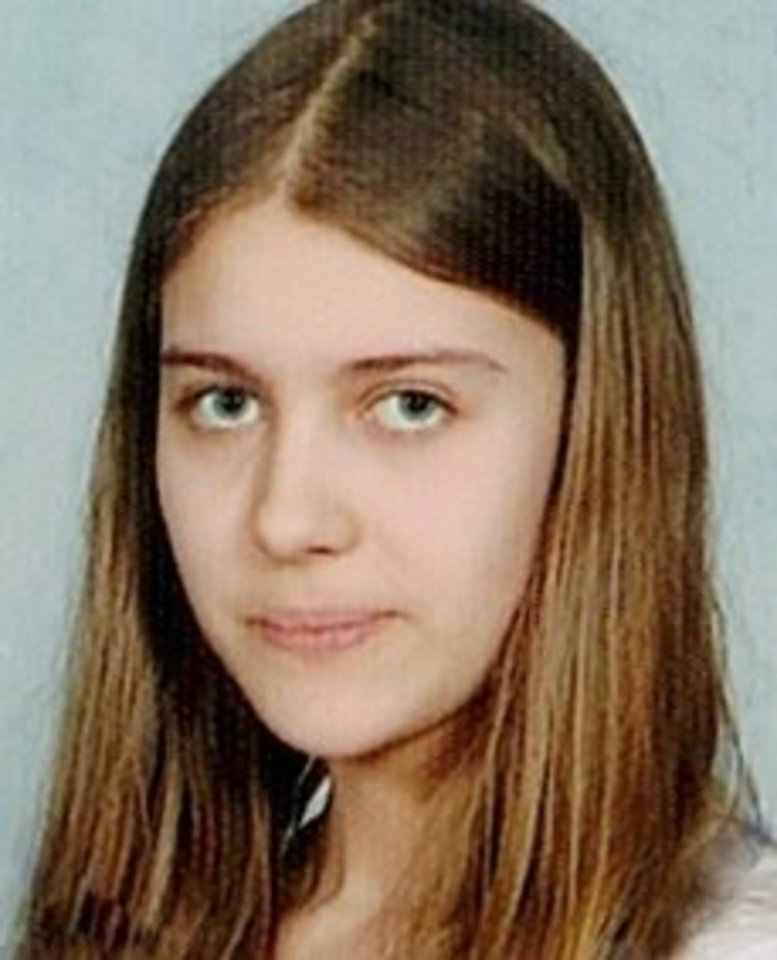 Šiaulių policija prašo pastebėjus be žinios dingusią Rūtą Matonytę nedelsiant apie tai pranešti telefonais (8-41) 383278 arba 112.