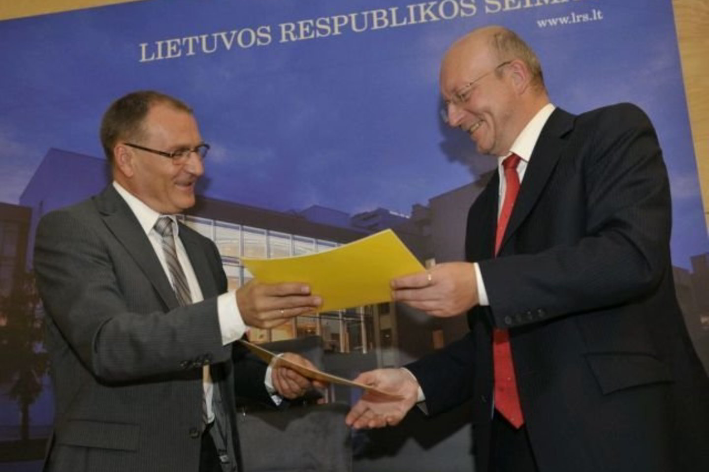 A.Čaplikas ir A.Valinskas ketvirtadienį pasirašė sutartį dėl Tautos prisikėlimo partijos įsiliejimo į Liberalų ir centro sąjungą.