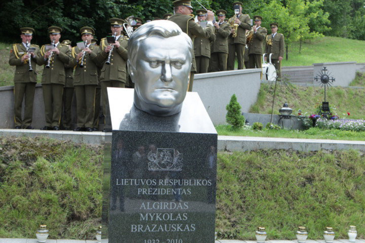 Paminklo autorius Kęstutis Balčiūnas teigė padaręs viską, ką per tokį trumpą laiką galėjęs.