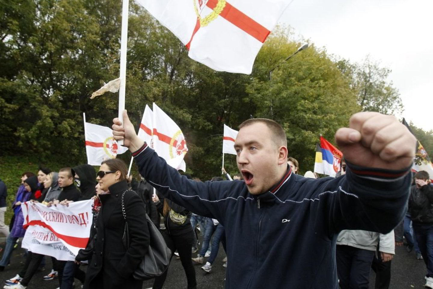 Apklausa parodė, kad dauguma rusų (65 proc.) nepritaria nuomonei, kad Rusija turi bet kokiomis priemonėmis, taip pat ir jėga, išlaikyti buvusių SSRS respublikų kontrolę.