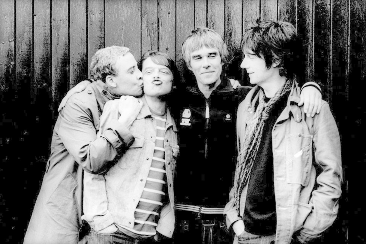 „The Stone Roses“ atgimė po 15 metų pertraukos.