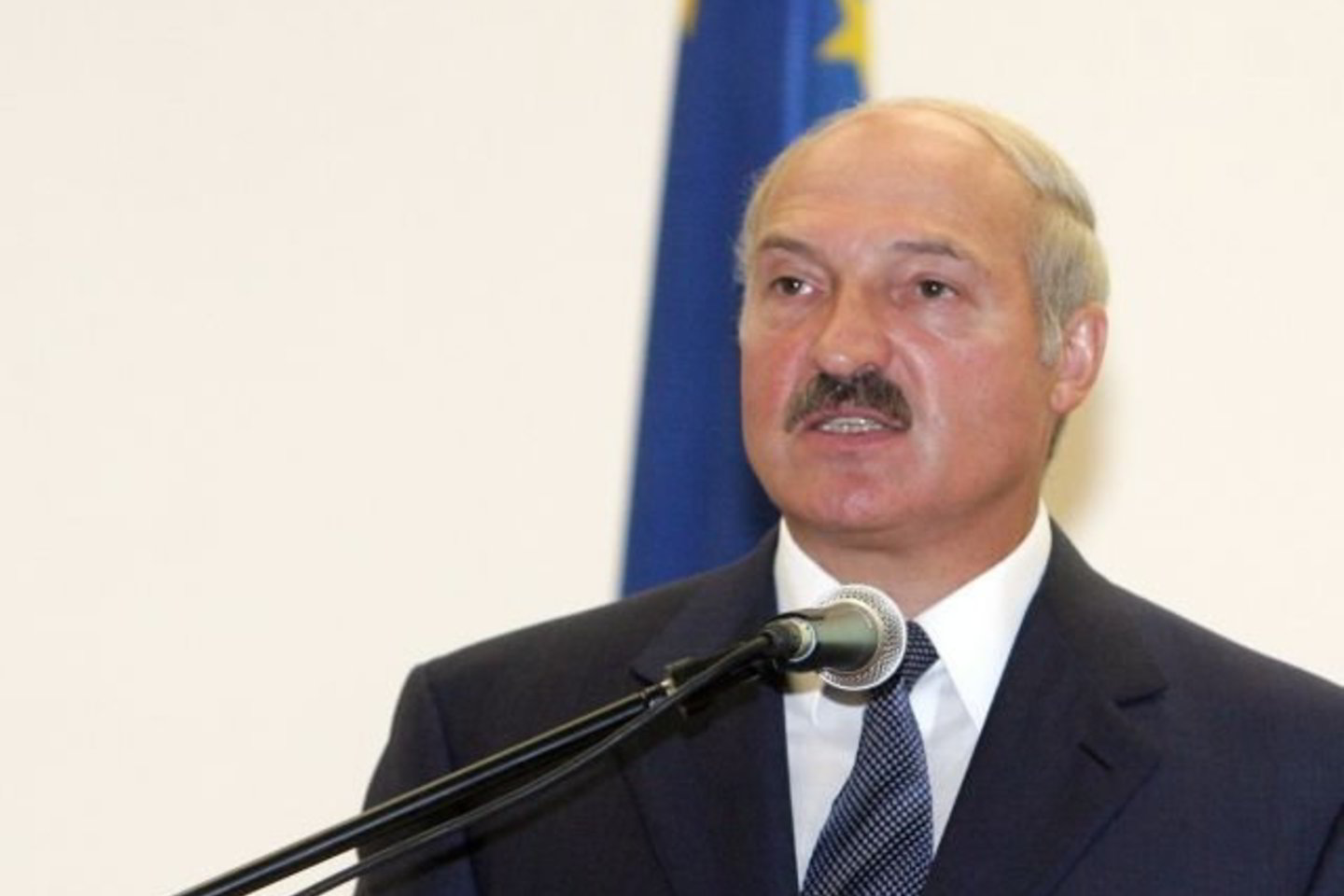 Ekonominės sankcijos priimtos prieš artimo A.Lukašenkos rėmėjo įmones.