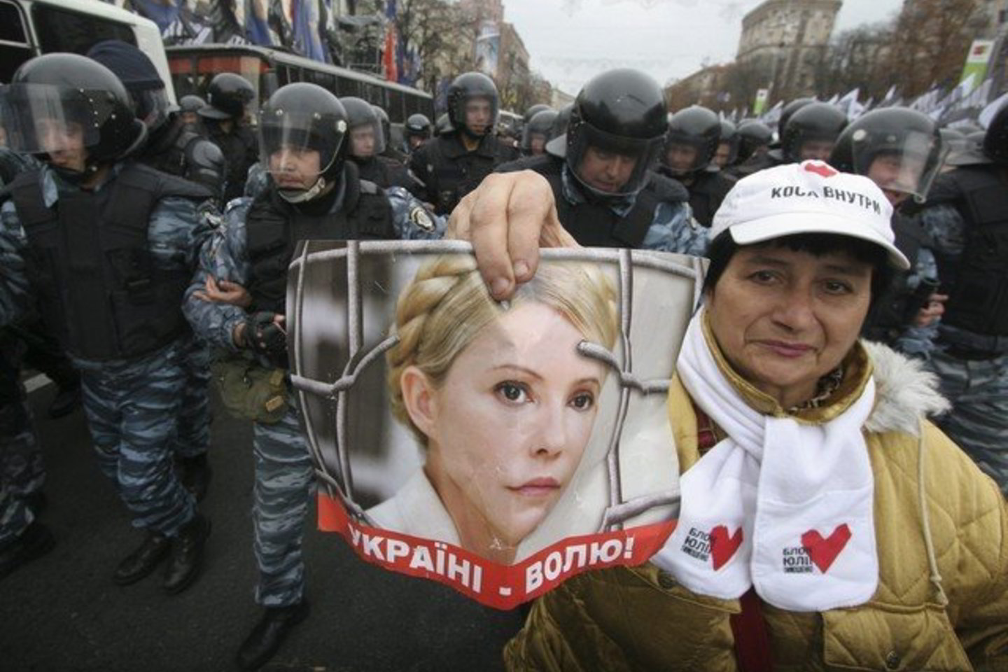 Ukrainos prezidentas, regis, supratęs, kad Vakarų spaudimas jam nesiliaus, netrukus po verdikto J.Tymošenko byloje paskelbimo pareiškė: „Nuosprendis – negalutinis.”