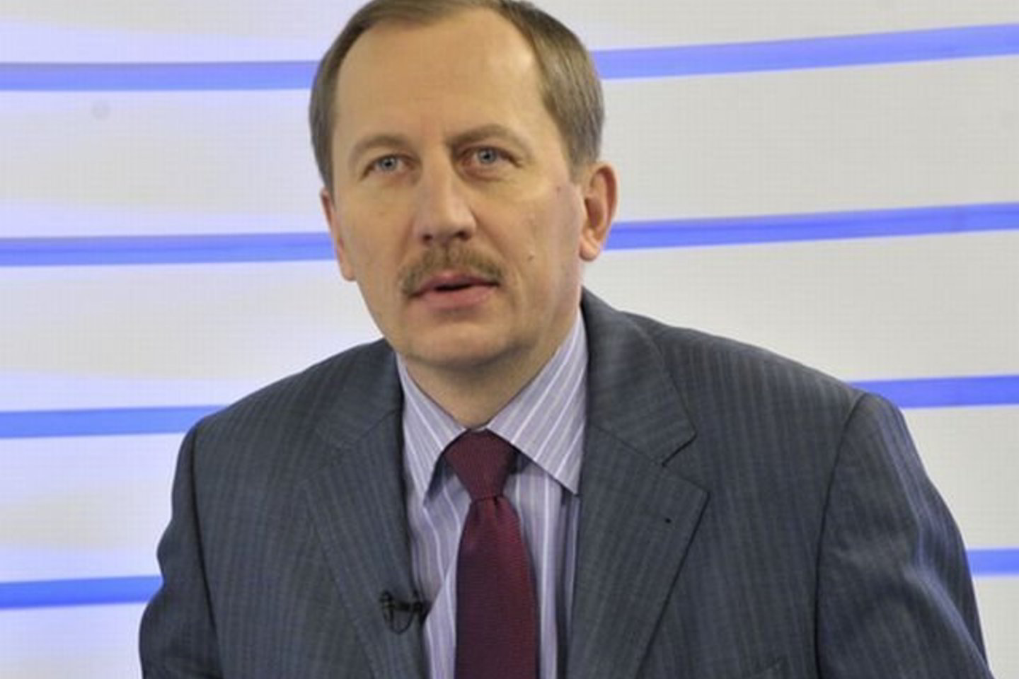 "Pažiūrėsim ataskaitą, kai grįš, parašys ataskaitą, pristatys, kokie naudingi galbūt Lietuvai yra šios komandiruotės rezultatai, ir tiek", - sako D.Matulionis.
