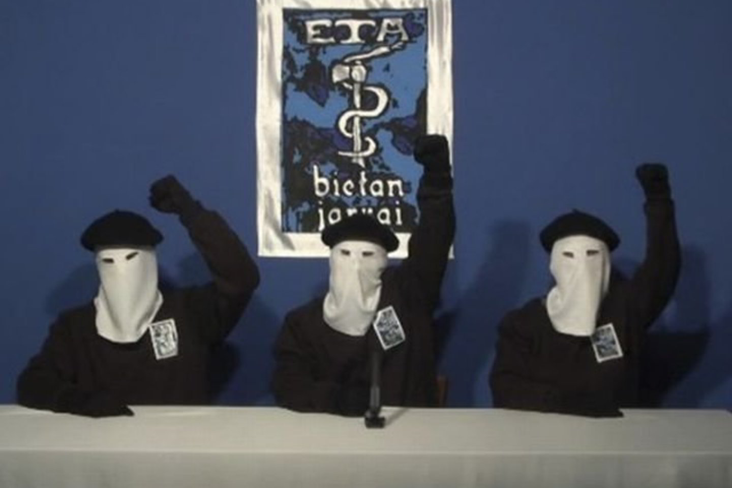 ETA nusprendė galutinai atsisakyti kovos veiksmų.