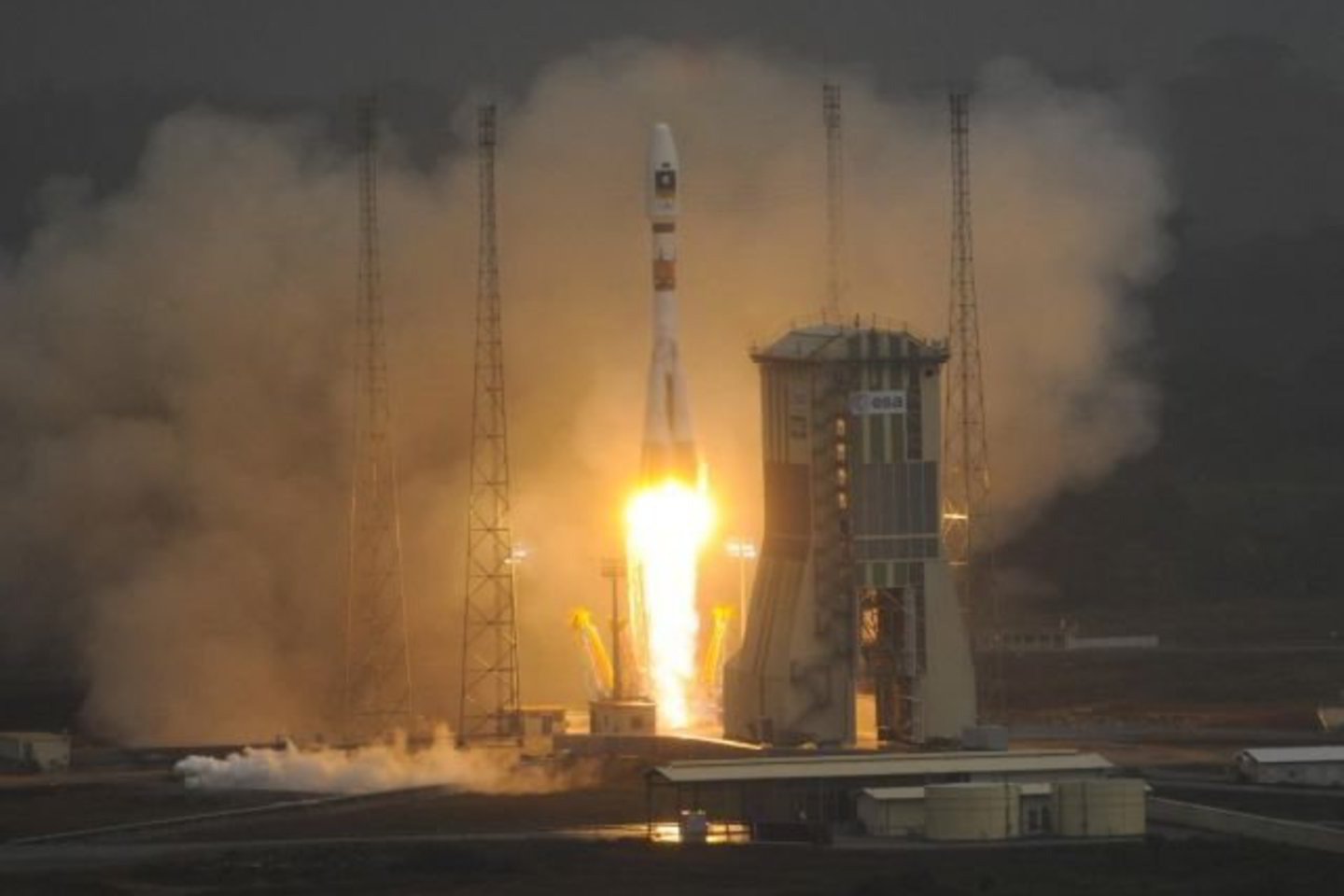 Įgyvendinant 5,4 mlrd. eurų kainuosiantį „Galileo“, į orbitą iki 2020 metų bus iškelti 27 nuolat veikiantys ir trys atsarginiai navigaciniai palydovai.
