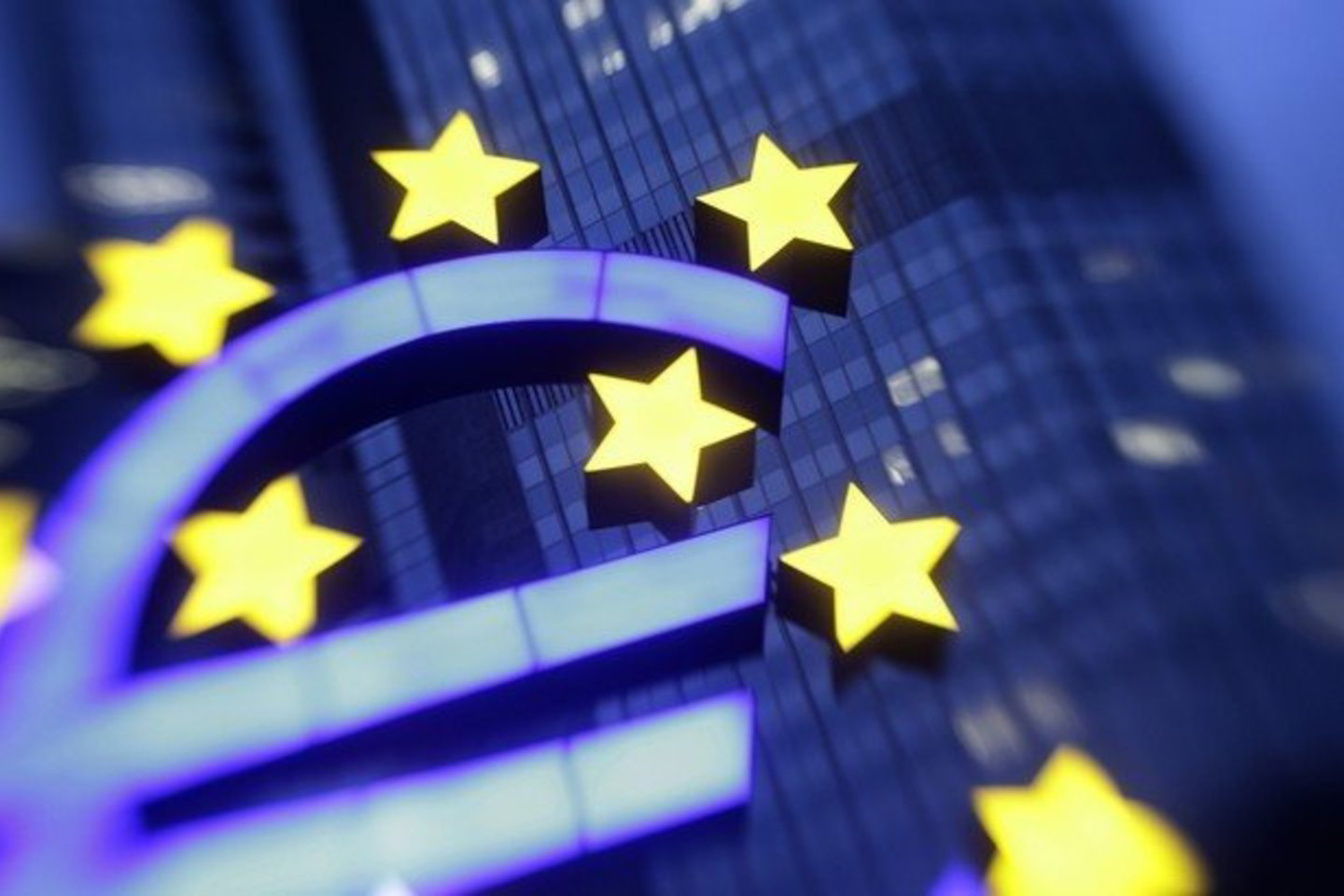Vokietijos kanclerė A.Merkel pareiškė, jog tiki, kad iki trečiadienio pavyks surasti sprendimą, kaip apsaugoti eurą.