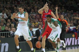 Negalavimų kamuojama Kauno „Žalgirio“ komanda išskrido į Malagą ir laukia naujojo trenerio