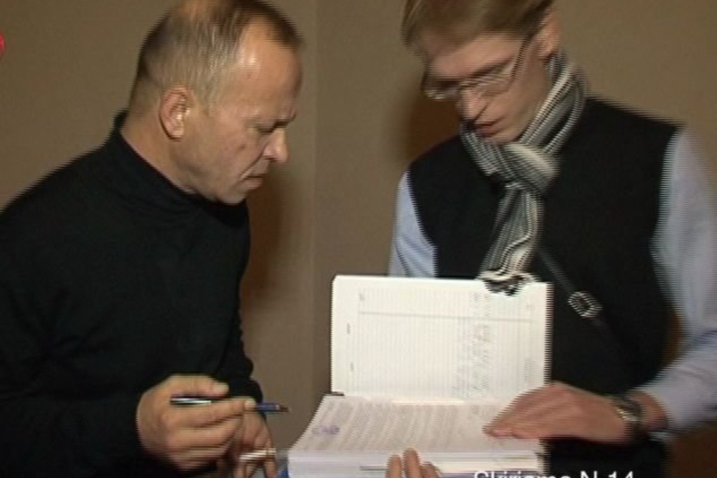 Kerbedžio skolų grandinė driekiasi nuo 1996-ųjų. Tais metais Kerbedis sumanė tapti dvarininku ir nusipirko apleistą Staniūnų dvarą Panevėžio rajone.
