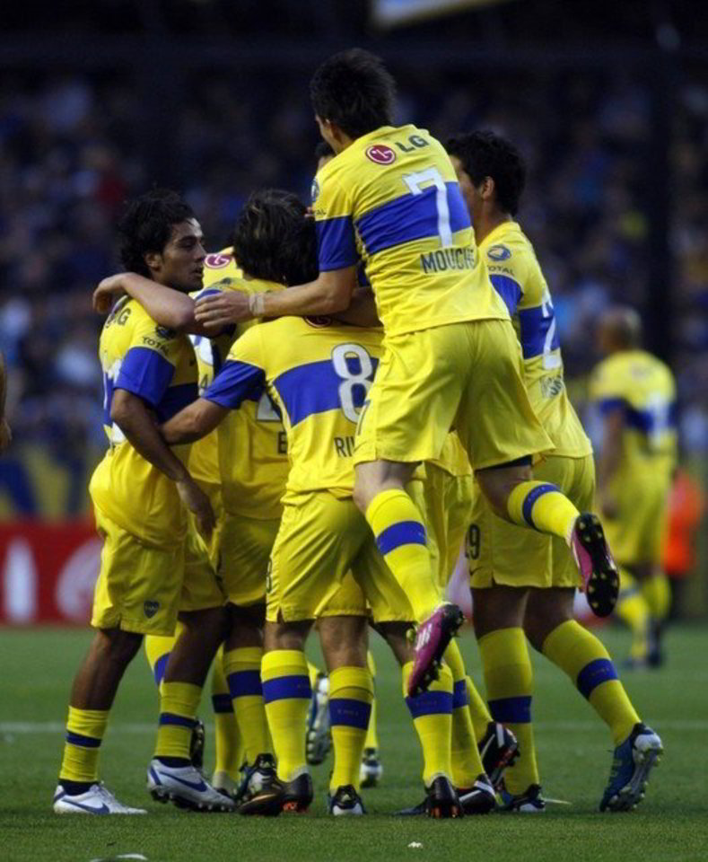 Argentinos čempionate pirmauja "Boca Juniors" komanda.