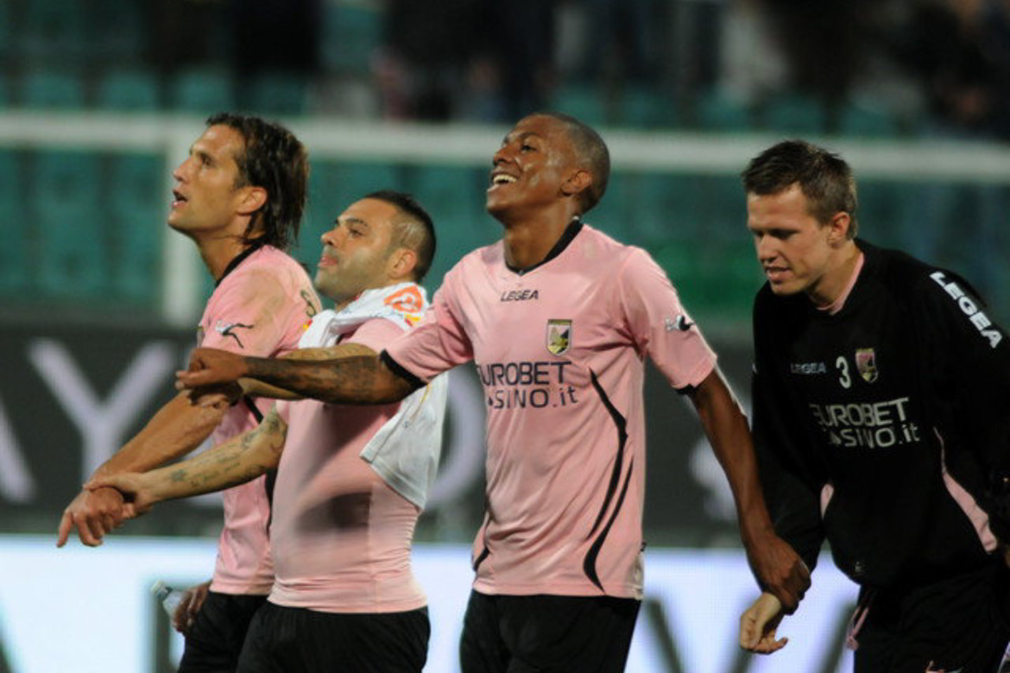 "Palermo" futbolininkai džiaugiasi pergale.