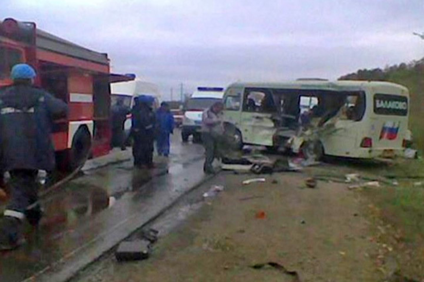 Netoli Saratovo vaikus į cirką vežusį autobusą taranavo benzinvežis.