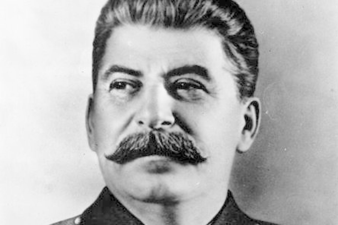 Po Stalino palaikų išvežimo iš mauzoliejaus Raudonojoje aikštėje praėjo lygiai pusė amžiaus.