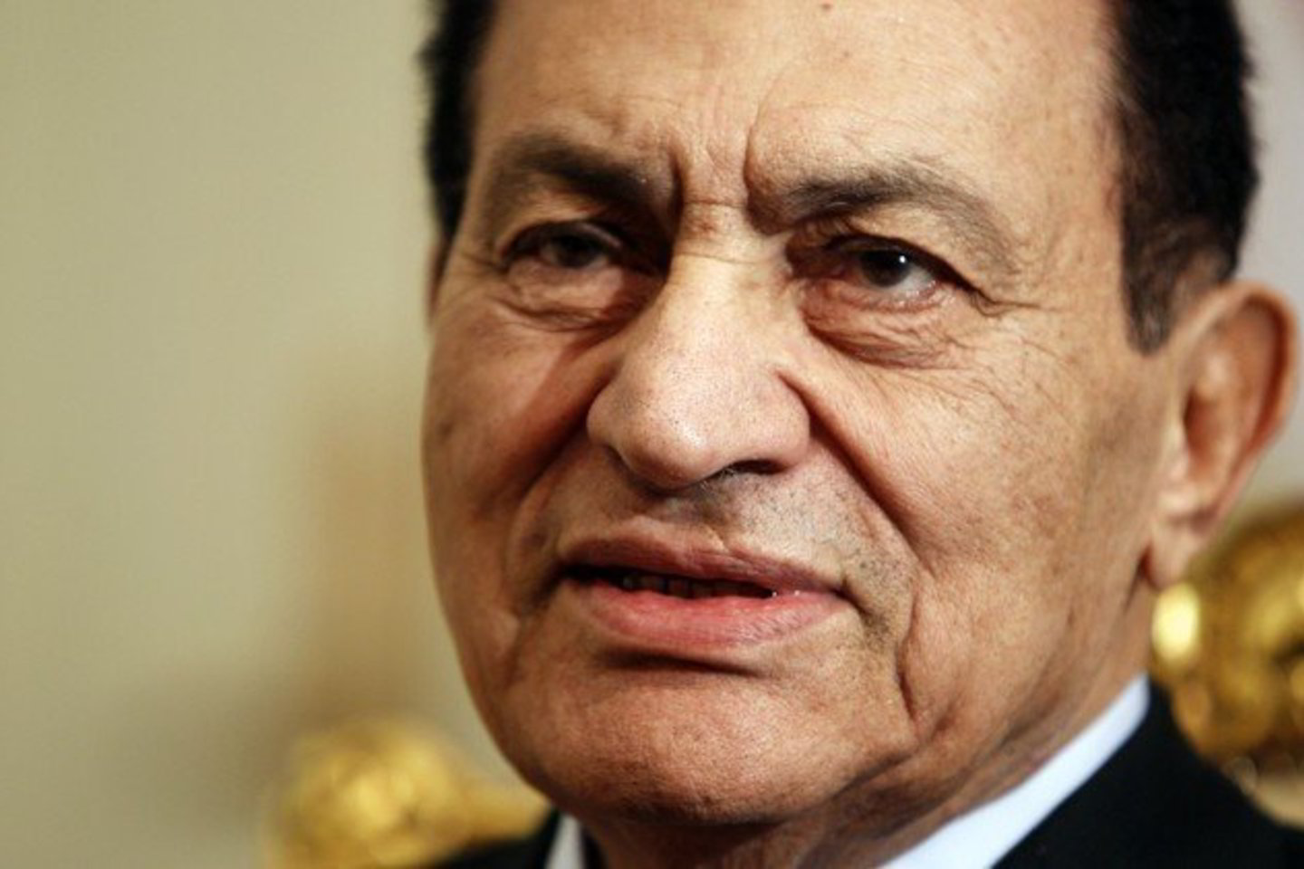 Ilgametis Egipto prezidentas H.Mubarakas po masinių protestų atsistatydino vasarį.