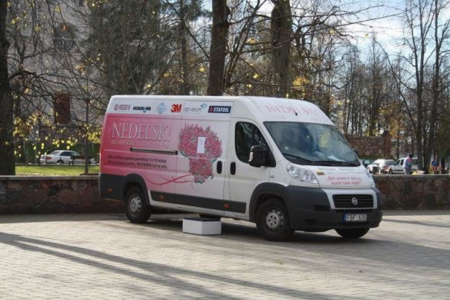 „Projekto „Nedelsk“ rožinis autobusėlis keliauja per Lietuvą jau nuo 2003 metų. Per šį laiką jame pasitikrino daugiau kaip 64 tūkst. moterų.