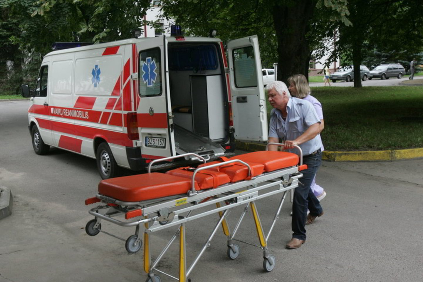 Intensyviosios terapijos skyriaus medikams jo gyvybės išgelbėti nepavyko, žmogus mirė kitą dieną po nelaimės.