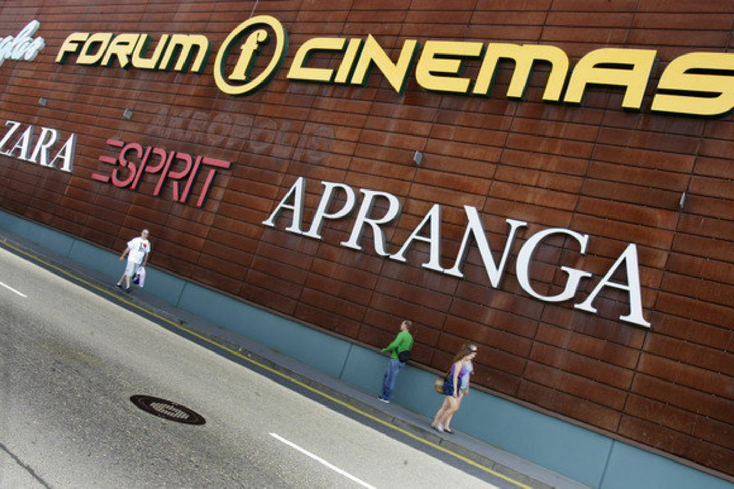 "Aprangos" grupės pelnas auga kaip ant mielių.