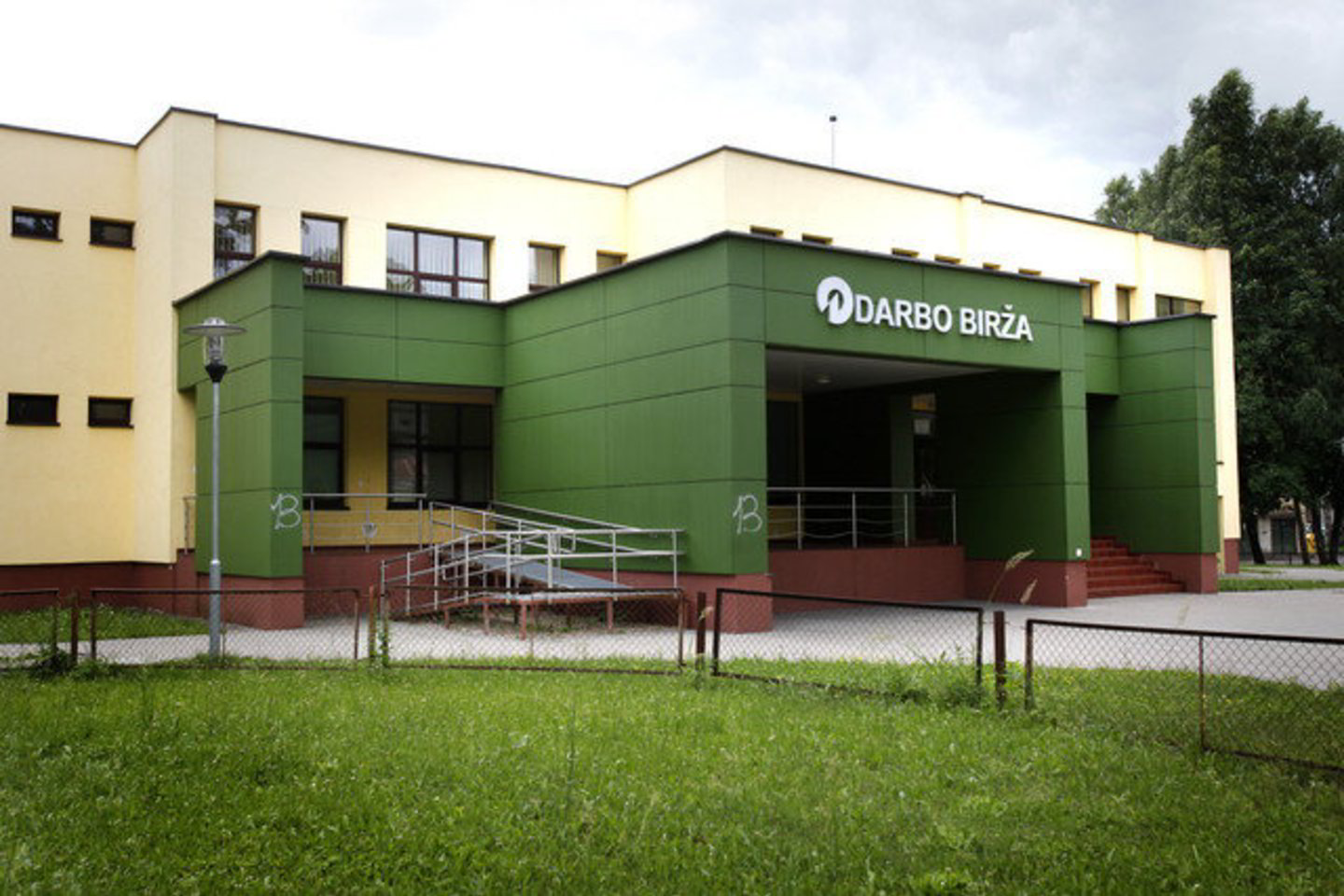 Per savaitę bedarbių gretos pasipildė.