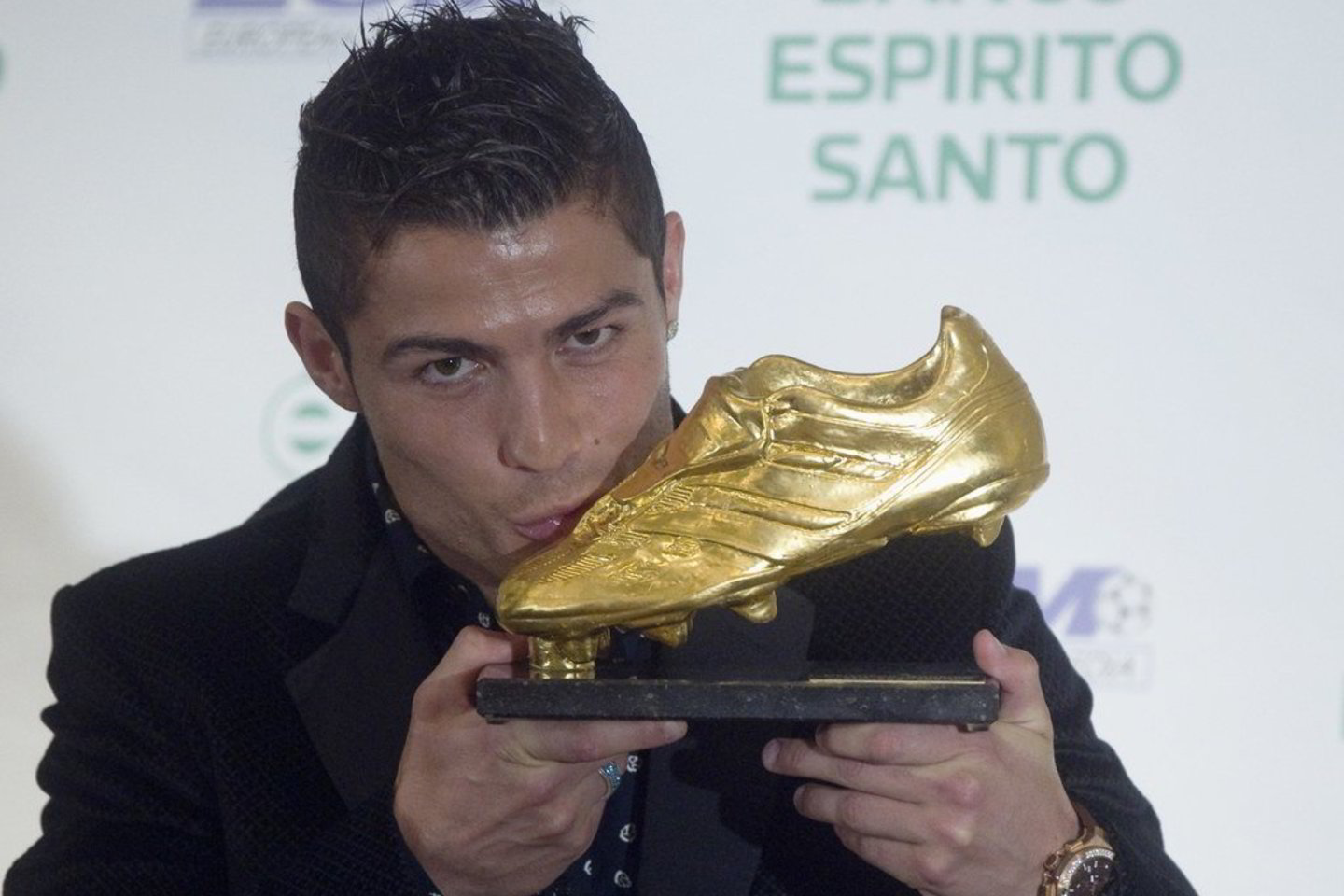 C.Ronaldo Madride atsiėmė rezultatyviausiam žaidėjui skiriamą trofėjų.