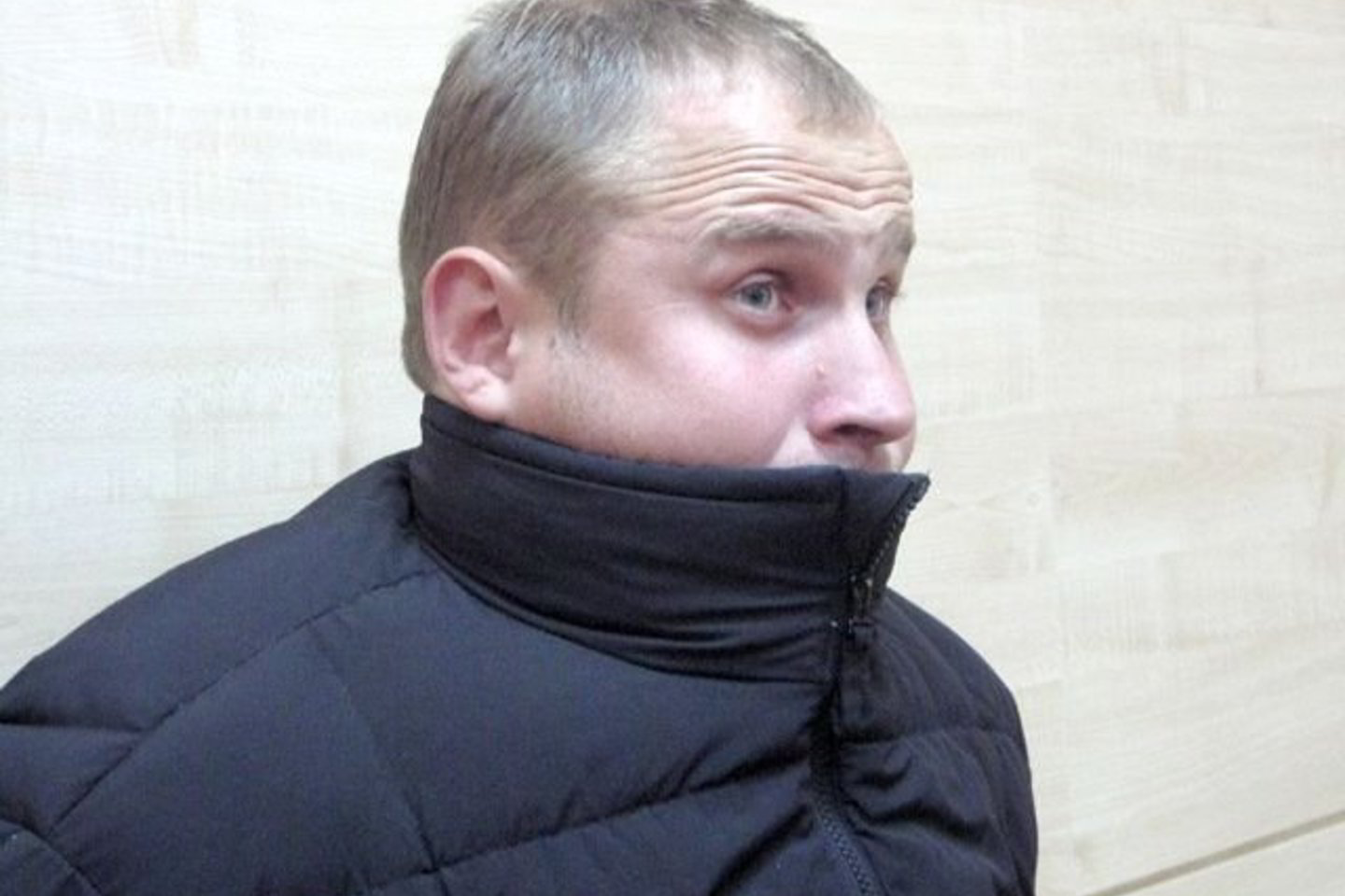L.Mažeika tikino nesuprantantis už ką teisiamas, bandė gintis aiškindamas, esą 13-metė mergaitė pati užsigeidė lytinių santykių.